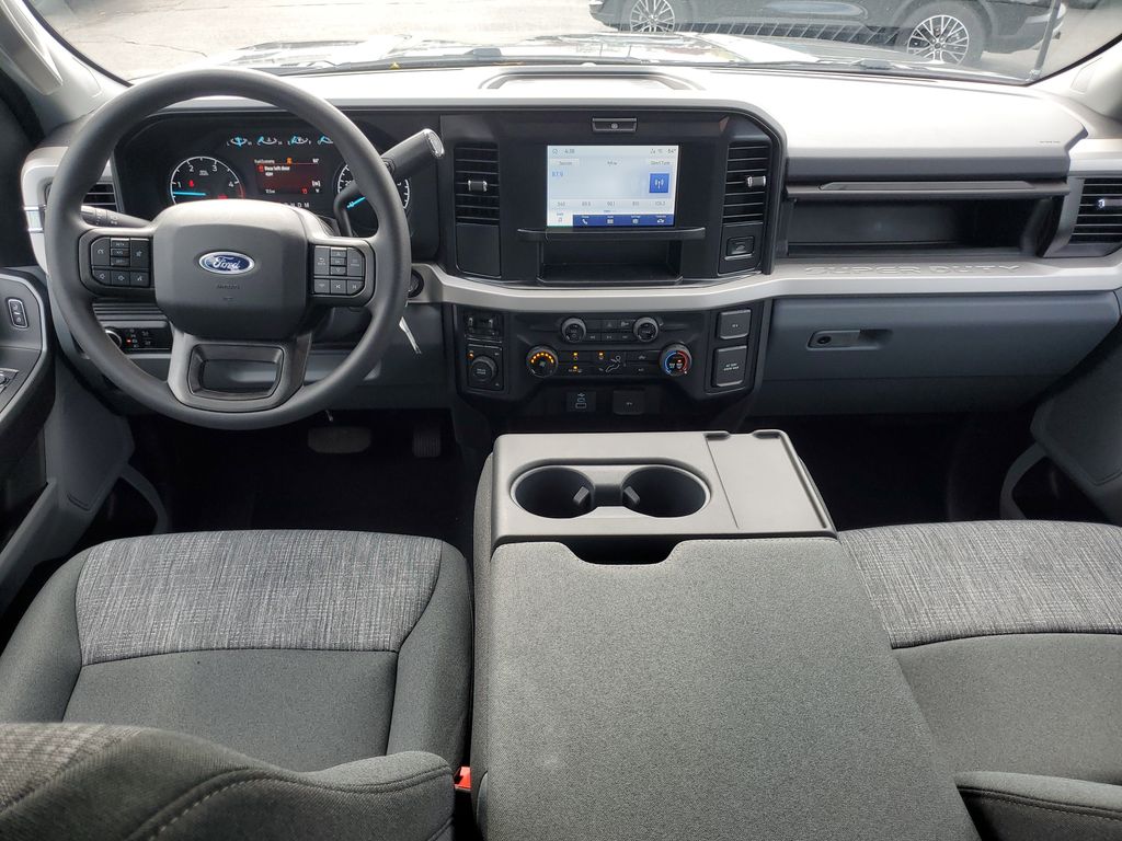 2026 Ford F-350 Super Duty XLT - Photo 24