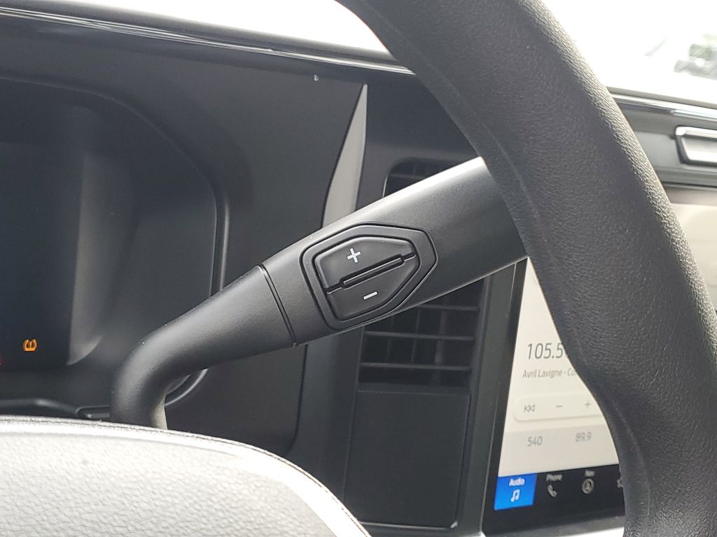 2026 Ford F-350 Super Duty XLT - Photo 13