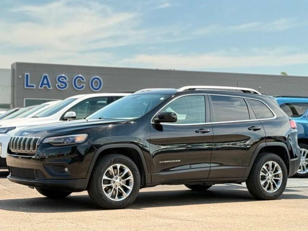 Used 2019 Jeep Cherokee Latitude Plus SUV