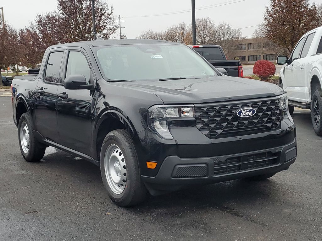 2025 Ford Maverick XL photo 3