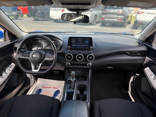 2024 Nissan Sentra SV photo 3