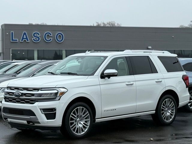 2022 Ford Expedition Platinum's photo