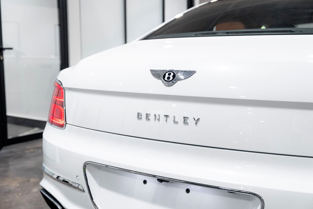 2023 Bentley Flying Spur Mulliner - Photo 28