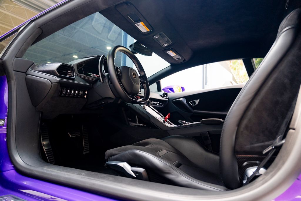 2021 Lamborghini Huracan EVO - Photo 40