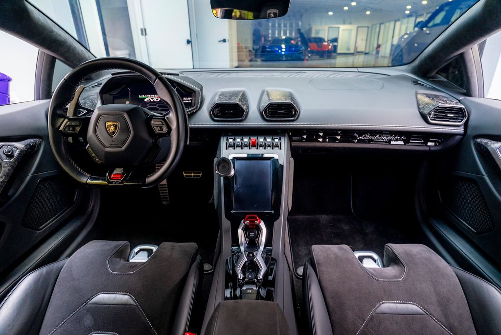 2021 Lamborghini Huracan EVO - Photo 42