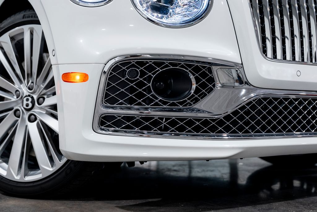2023 Bentley Flying Spur Mulliner - Photo 15
