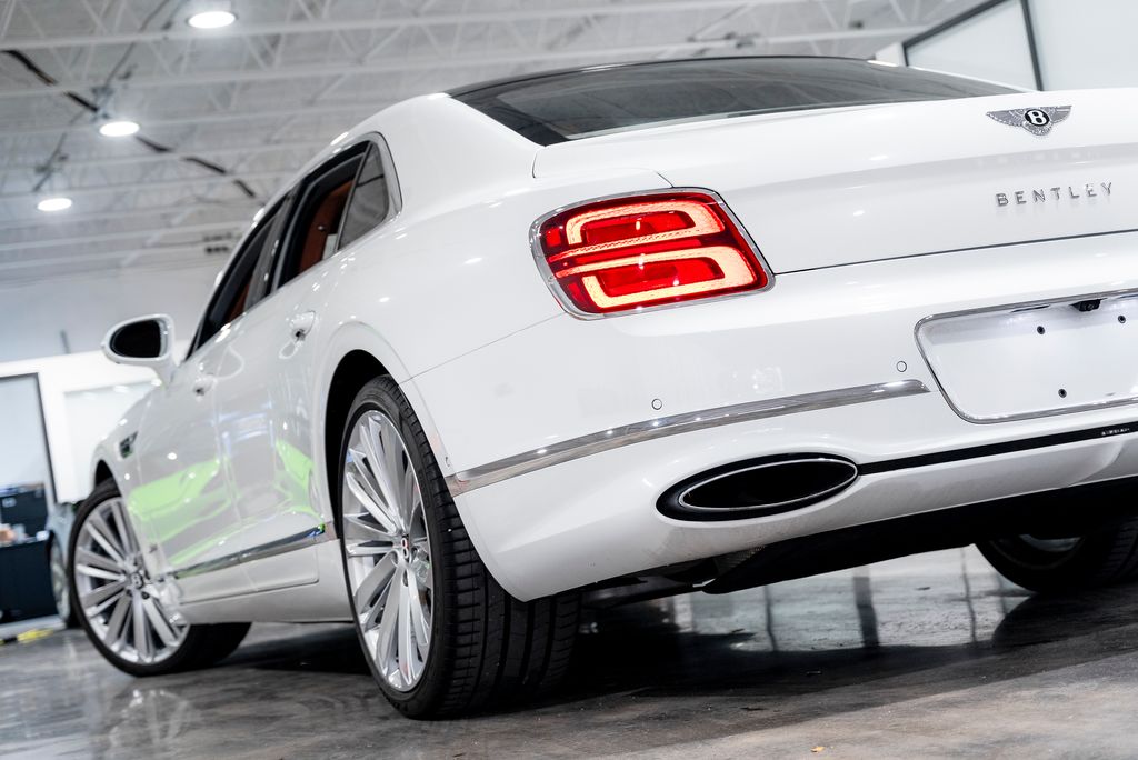 2023 Bentley Flying Spur Mulliner - Photo 24