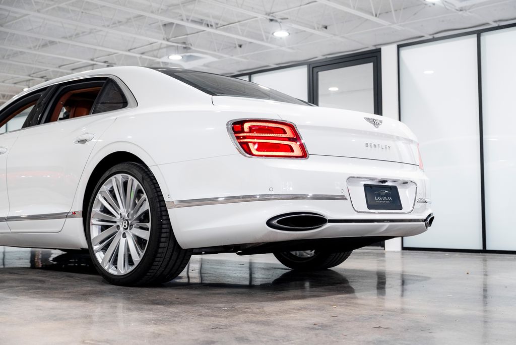 2023 Bentley Flying Spur Mulliner - Photo 22