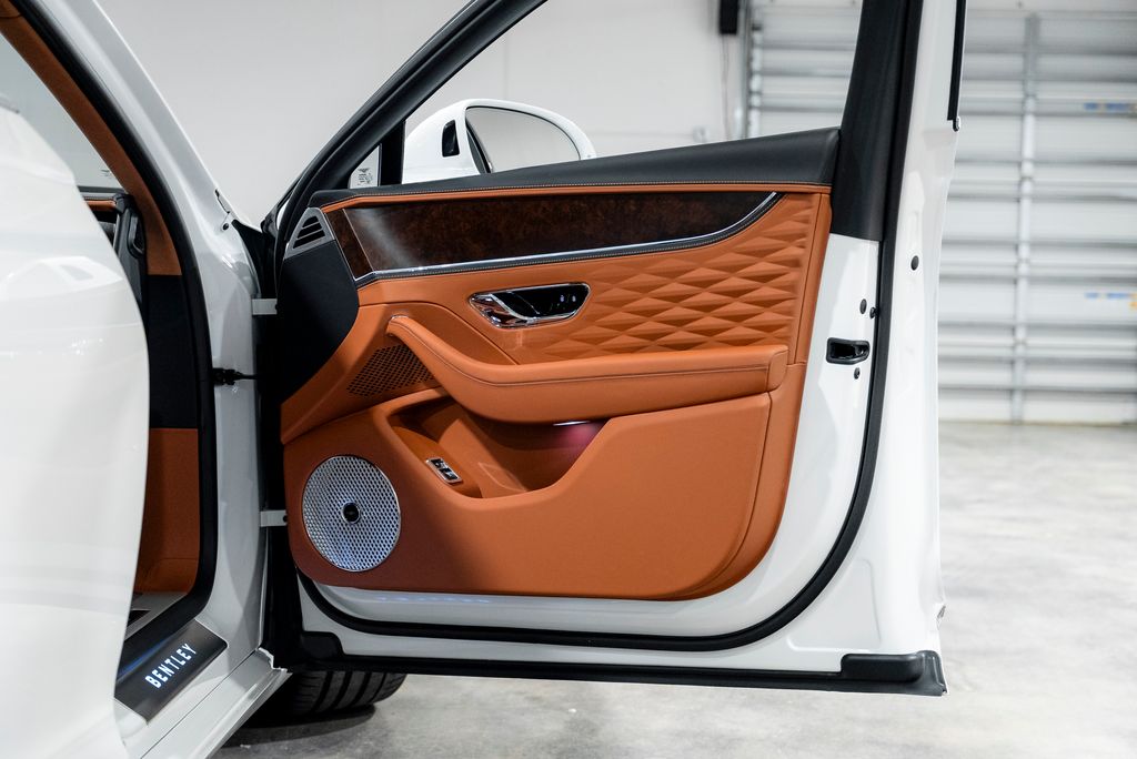 2023 Bentley Flying Spur Mulliner - Photo 69