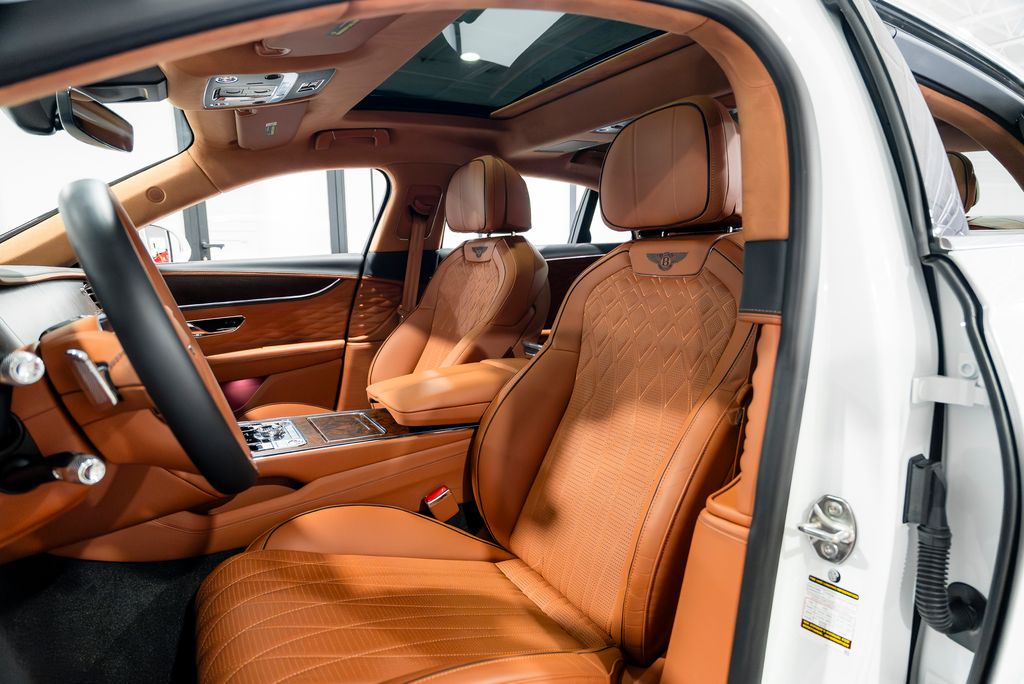 2023 Bentley Flying Spur Mulliner - Photo 42