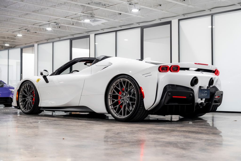 2022 Ferrari SF90 Base - Photo 19