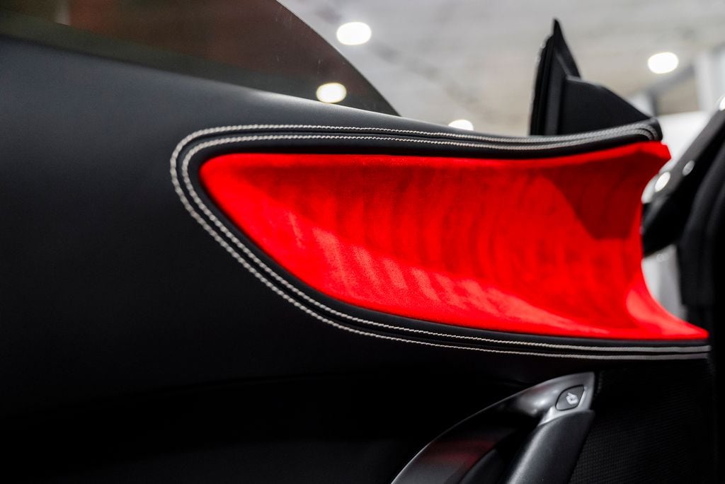 2022 Ferrari SF90 Base - Photo 33