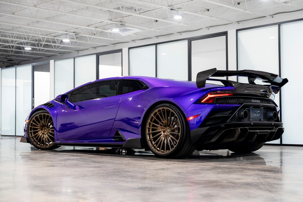 2021 Lamborghini Huracan EVO - Photo 17