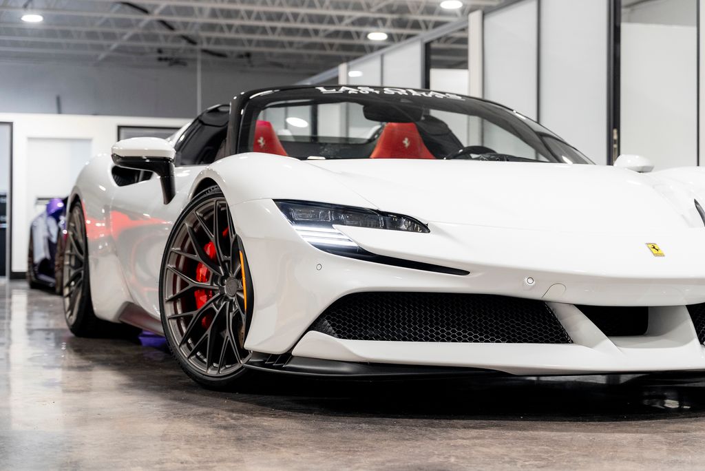 2022 Ferrari SF90 Base - Photo 8