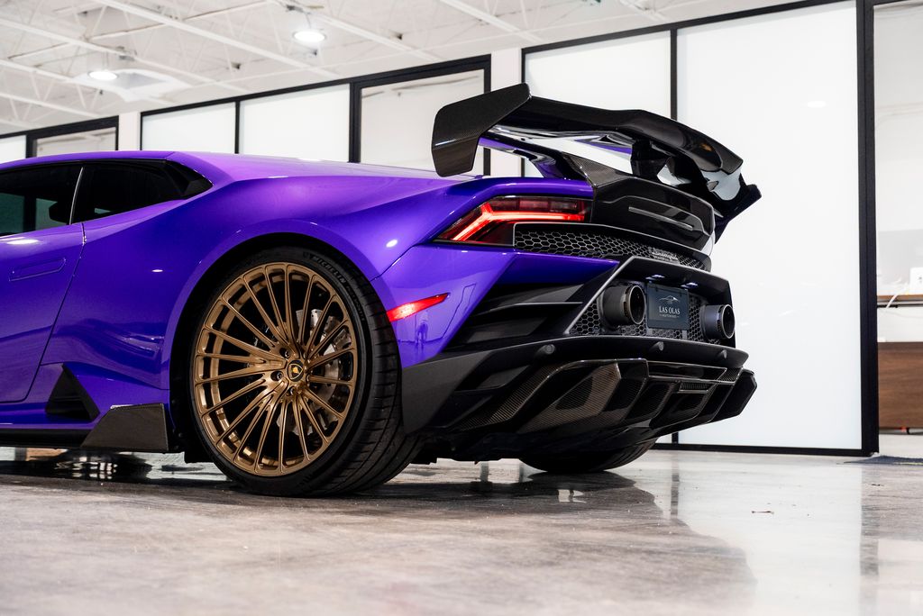 2021 Lamborghini Huracan EVO - Photo 20