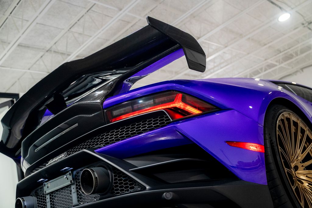 2021 Lamborghini Huracan EVO - Photo 26