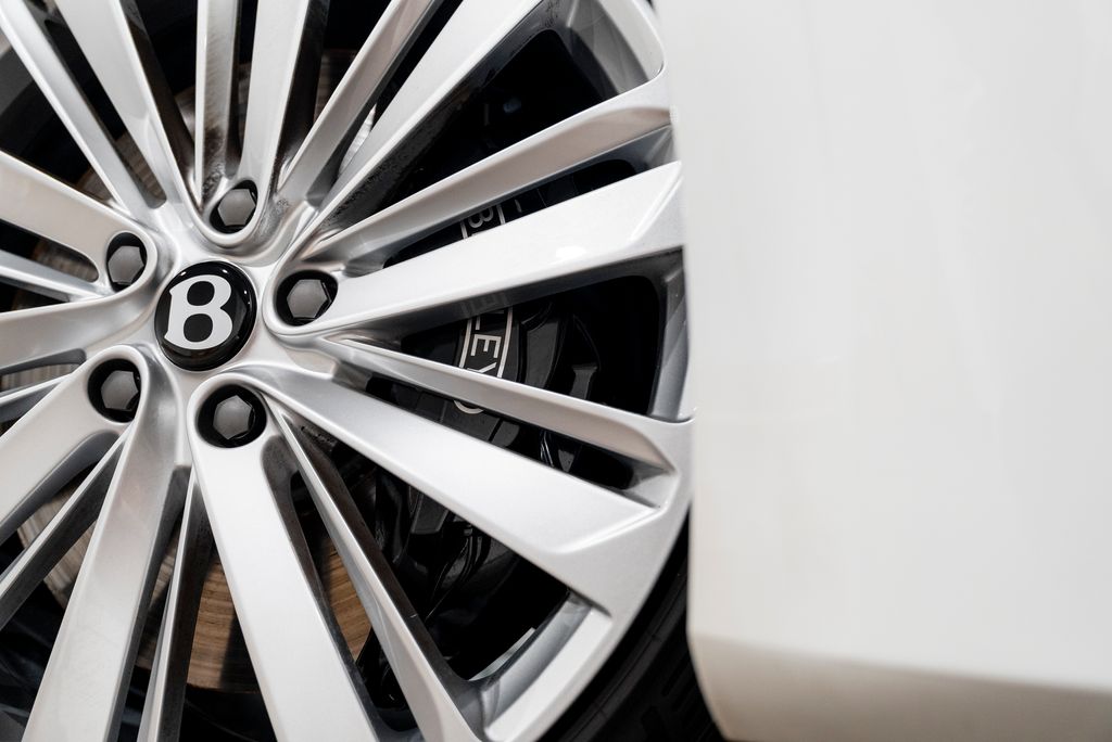 2023 Bentley Flying Spur Mulliner - Photo 35