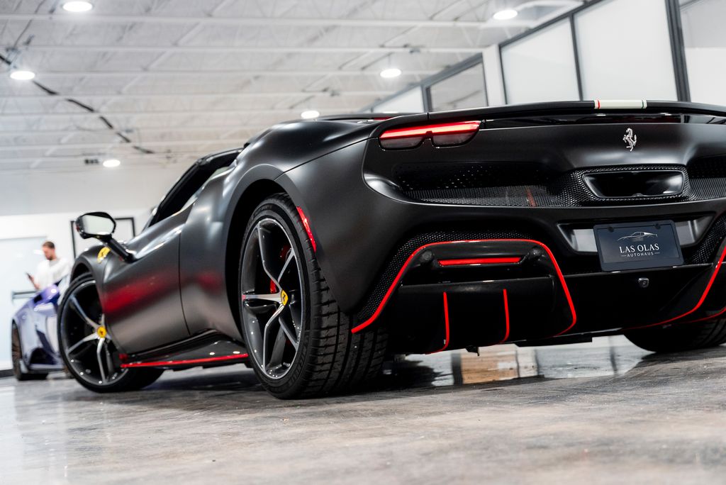 2025 Ferrari 296 Base - Photo 10