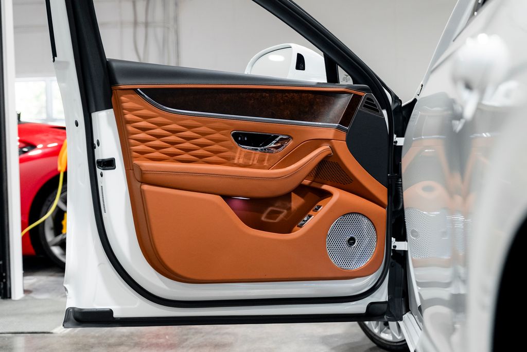 2023 Bentley Flying Spur Mulliner - Photo 36