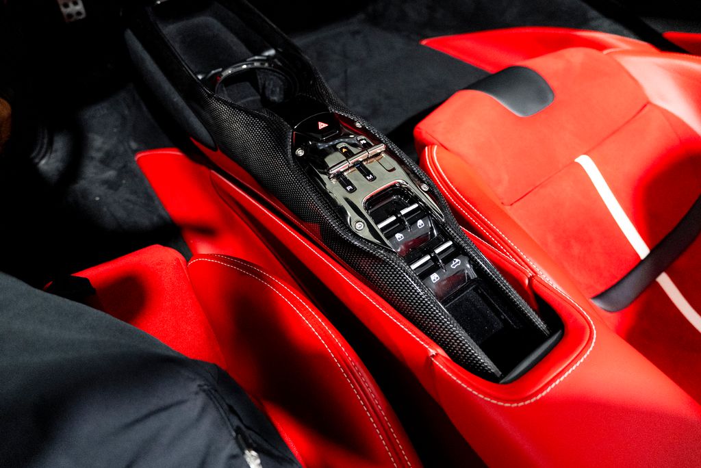 2022 Ferrari SF90 Base - Photo 59
