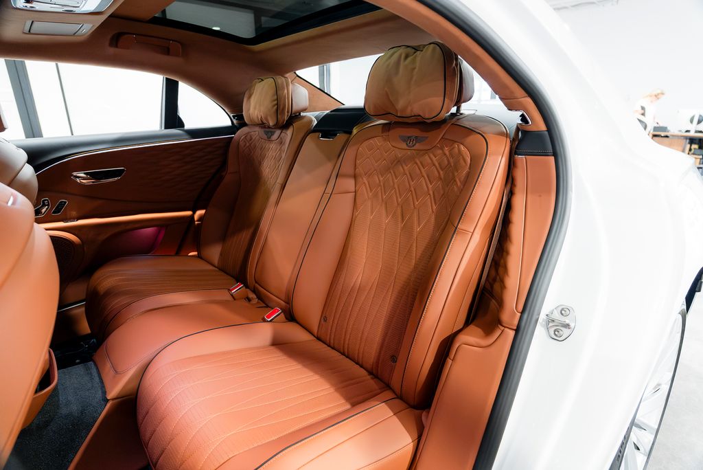 2023 Bentley Flying Spur Mulliner - Photo 77