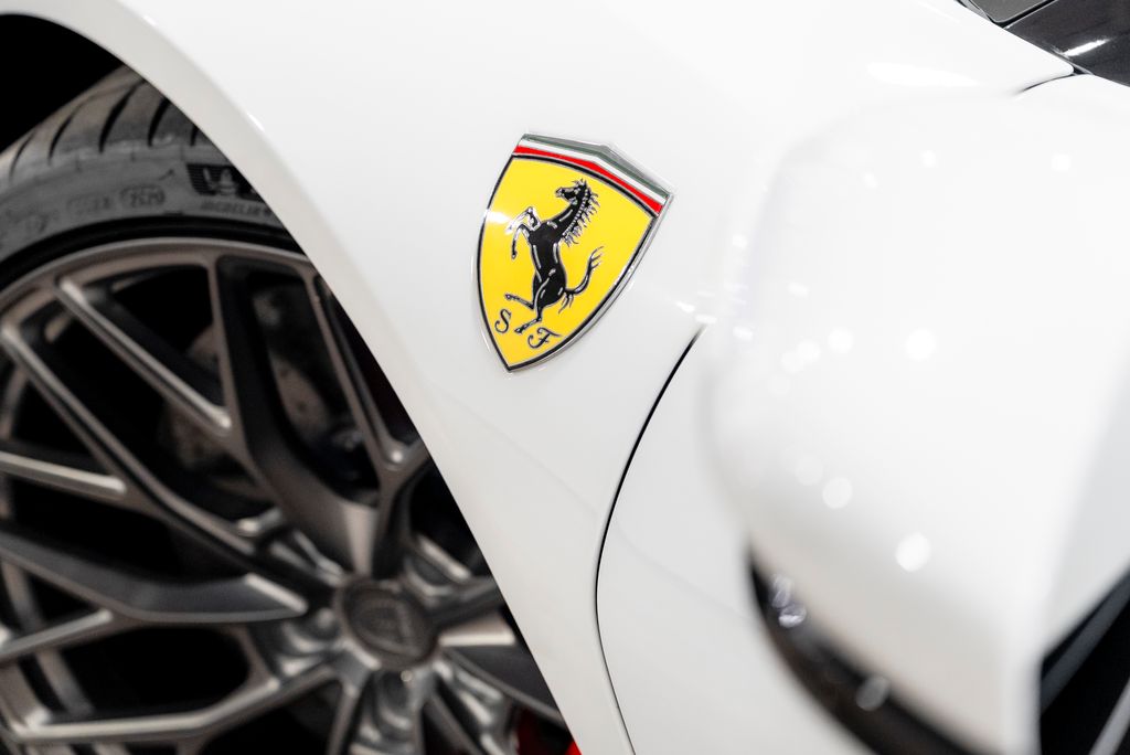 2022 Ferrari SF90 Base - Photo 12