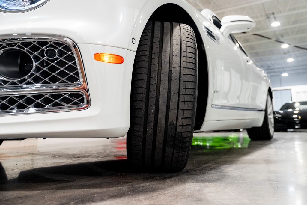 2023 Bentley Flying Spur Mulliner - Photo 91
