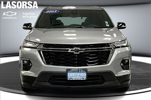 2023 Chevrolet Traverse Premier photo 3