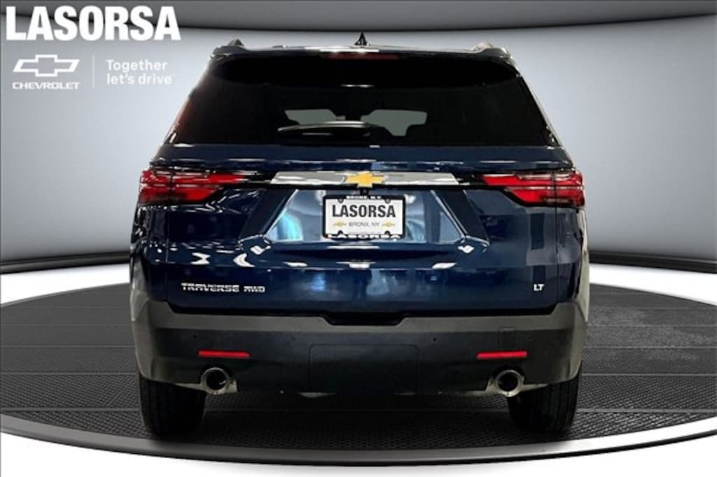 Certified 2023 Chevrolet Traverse LT Cloth SUV