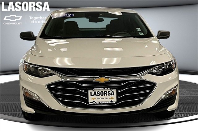2023 Chevrolet Malibu LS photo 3
