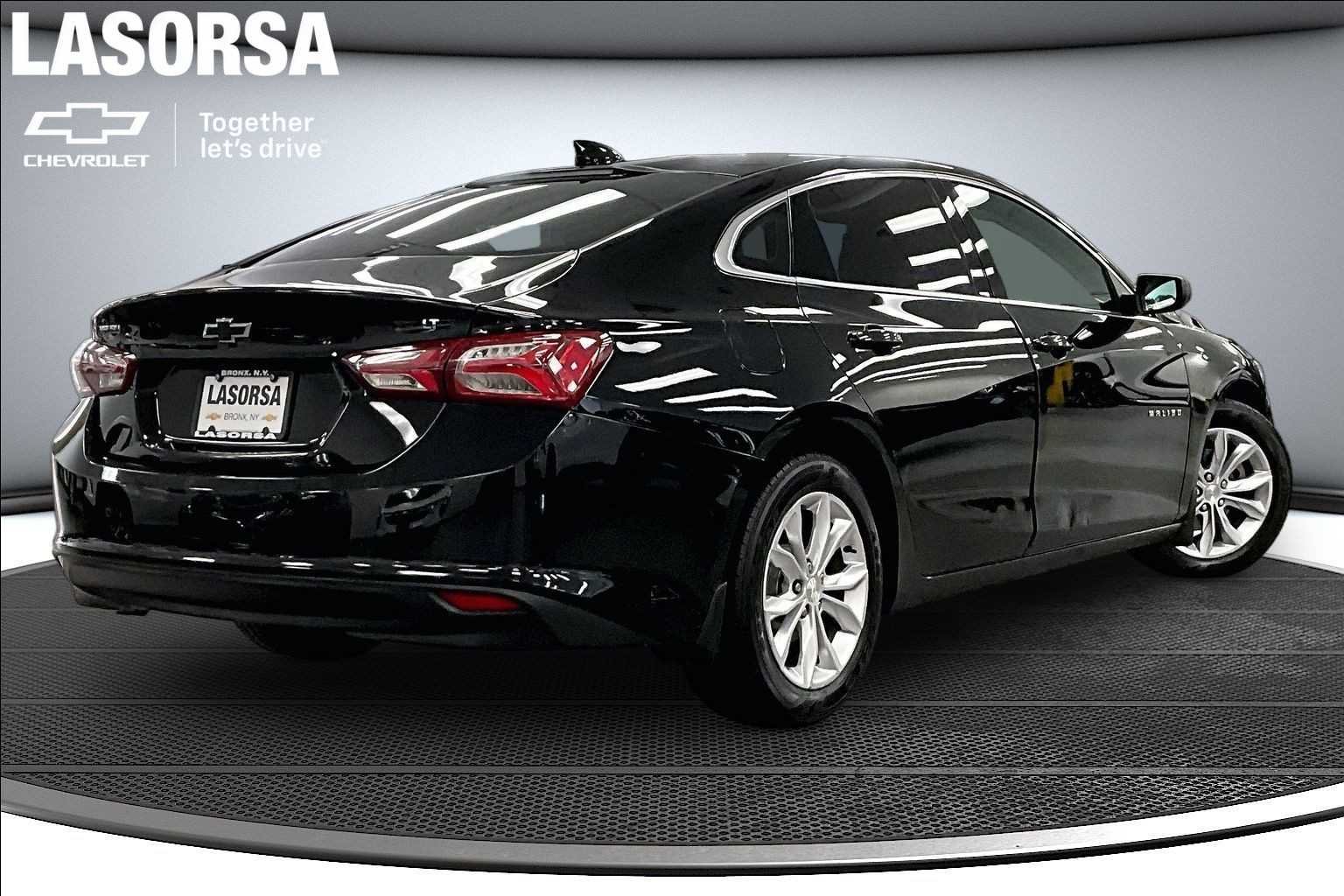 1G1ZD5ST7KF208854