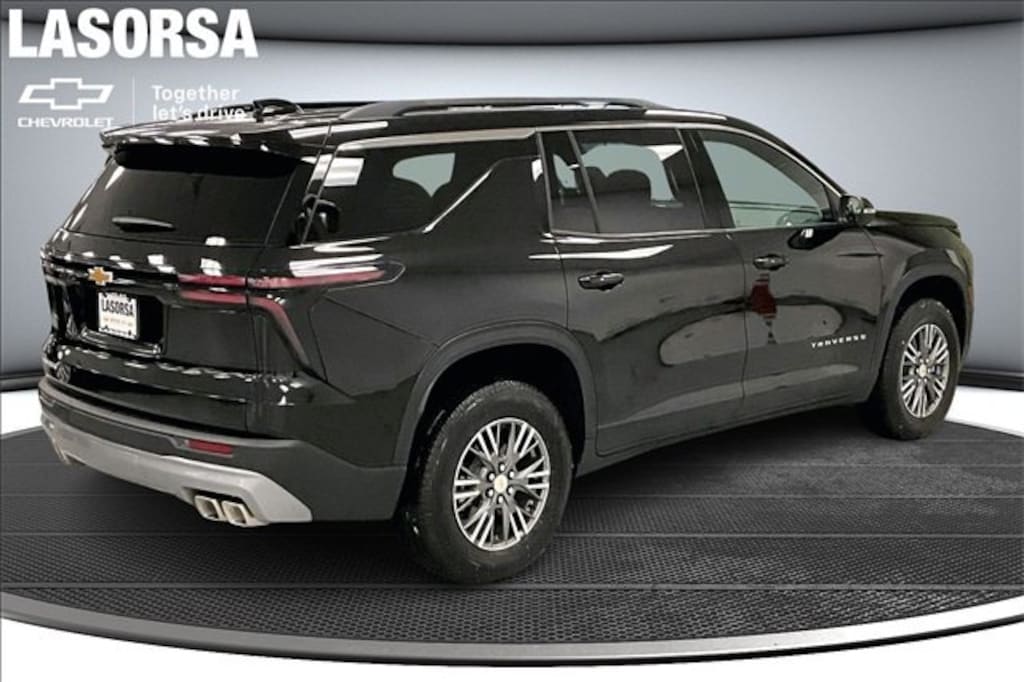 Certified 2026 Chevrolet Traverse LT SUV