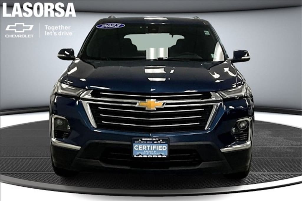 Certified 2023 Chevrolet Traverse LT Cloth SUV