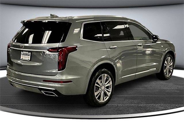 2023 Cadillac XT6 Premium Luxury photo 2