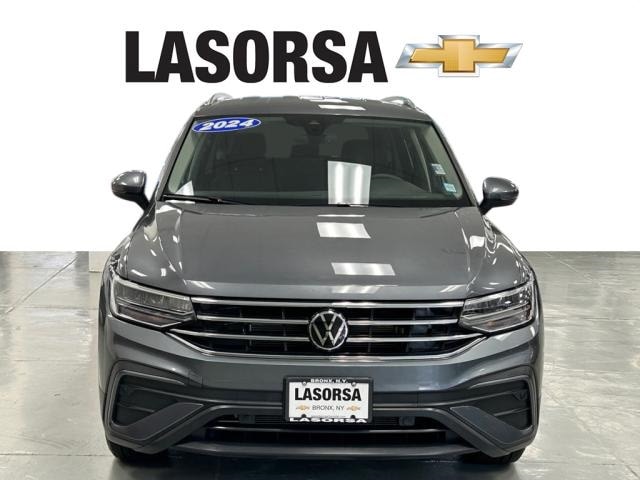 Used 2024 Volkswagen Tiguan SE with VIN 3VV2B7AX3RM073477 for sale in Bronx, NY