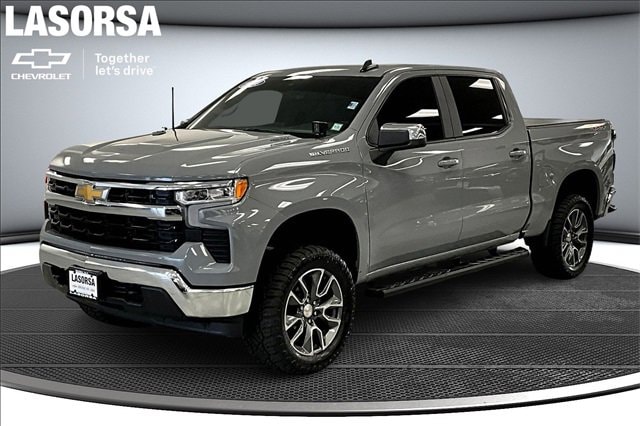 2024 Chevrolet Silverado 1500 LT's photo