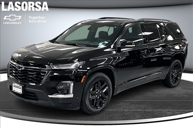 2023 Chevrolet Traverse Premier's photo