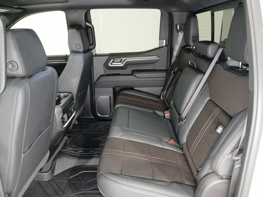 2026 Chevrolet Silverado 1500 High Country - Photo 13