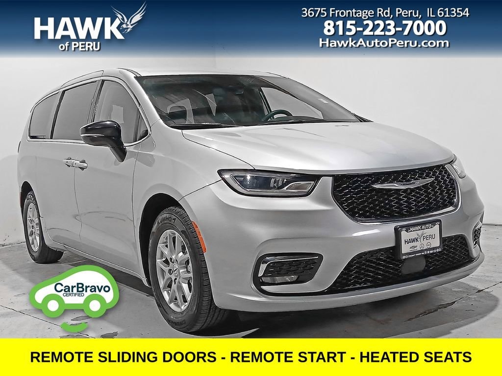 Used 2024 Chrysler Pacifica Touring L