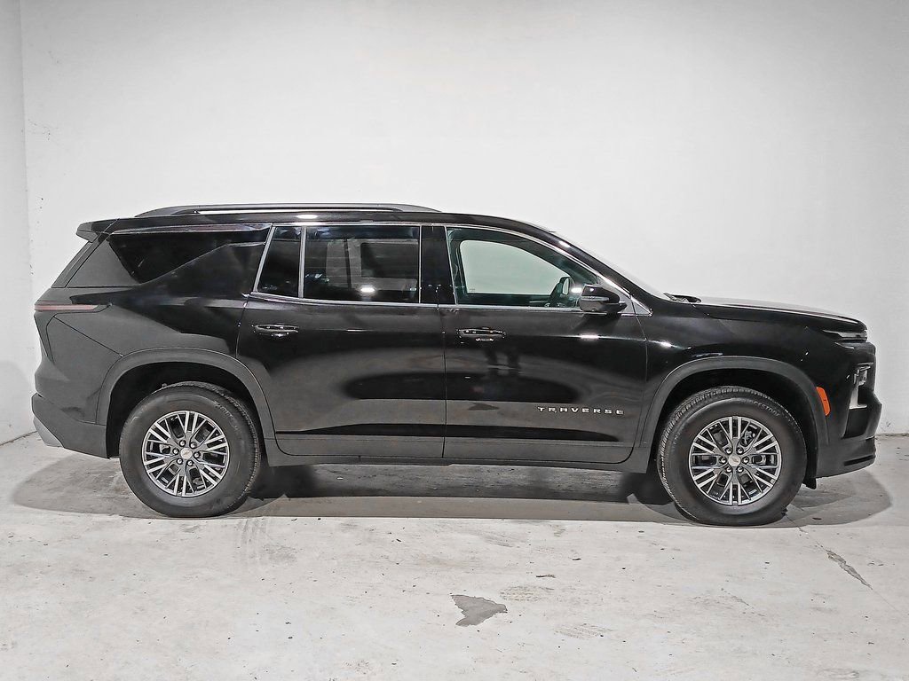 2026 Chevrolet Traverse LT - Photo 7