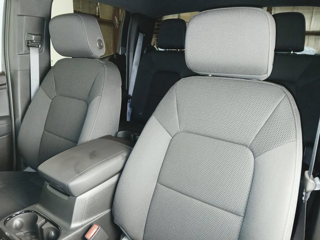 2026 Chevrolet Colorado LT - Photo 10