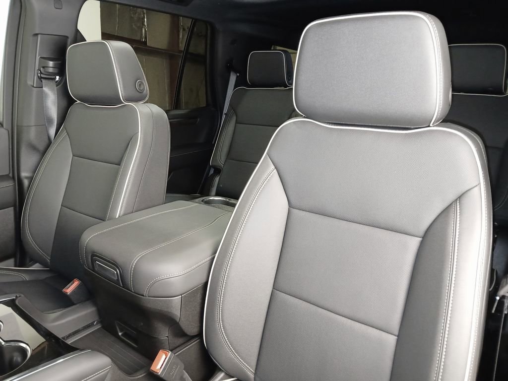 2026 Chevrolet Tahoe Premier - Photo 10