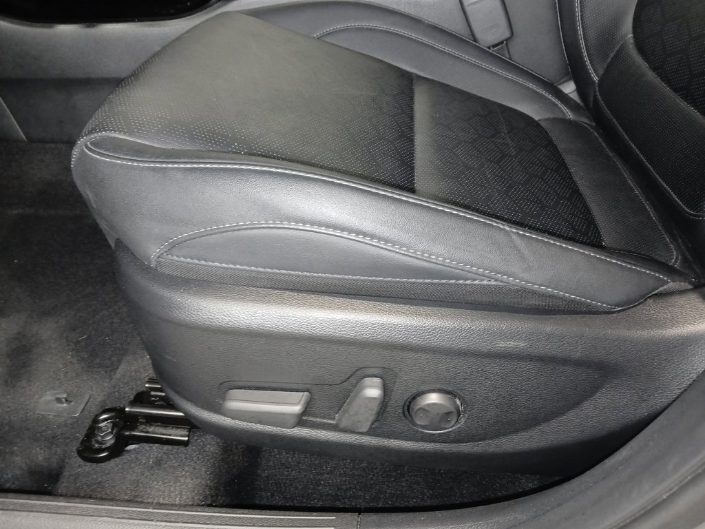 2024 KIA SELTOS - Image 17