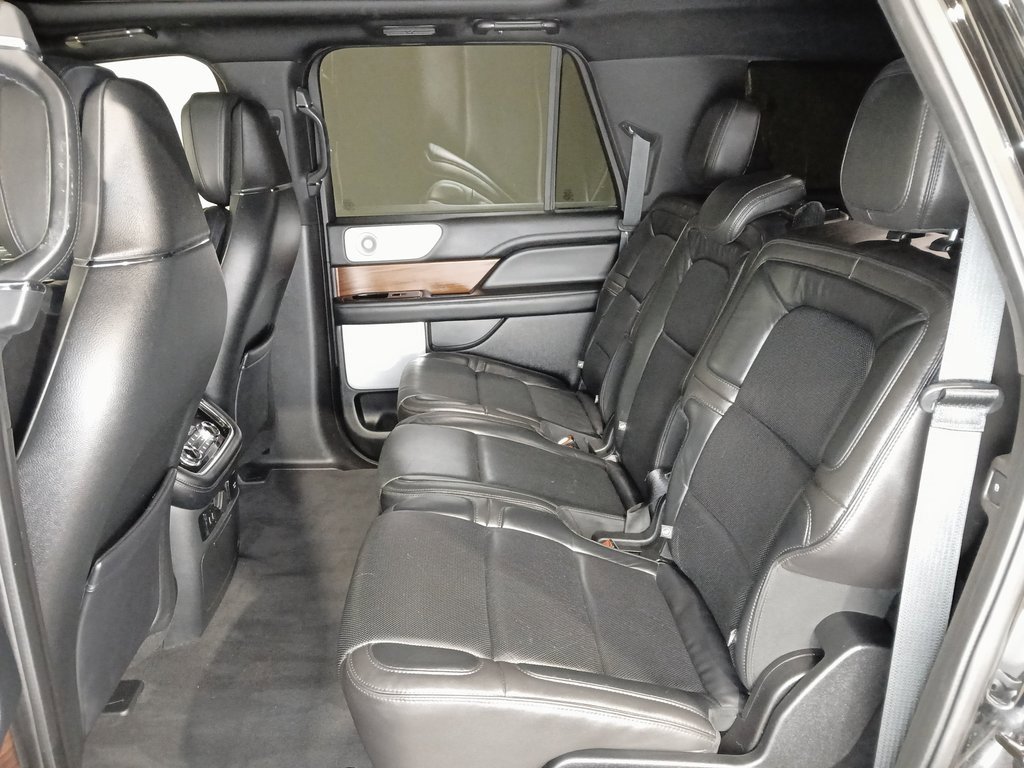 2018 LINCOLN NAVIGATOR L - Image 12
