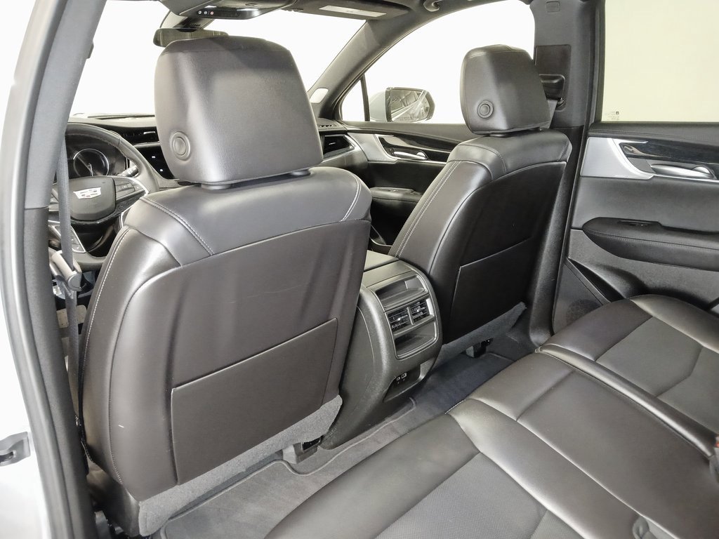 2025 CADILLAC XT5 - Image 15