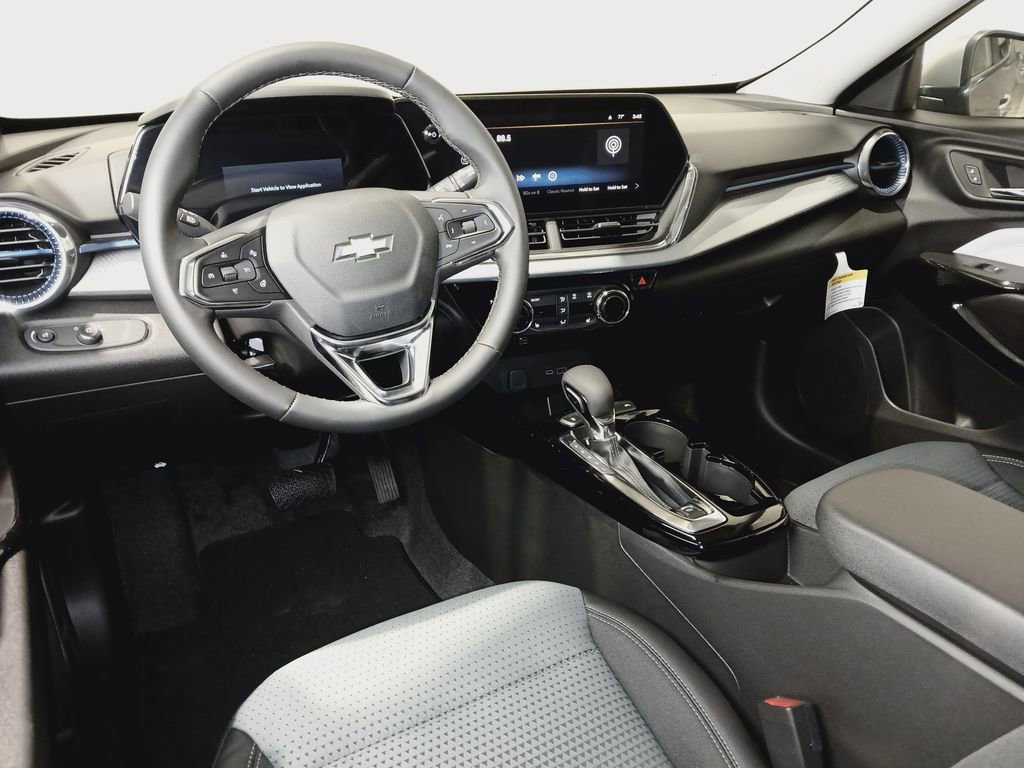 2026 Chevrolet Trax LT - Photo 9