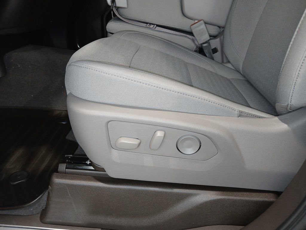 2026 Chevrolet Silverado 1500 LT - Photo 17