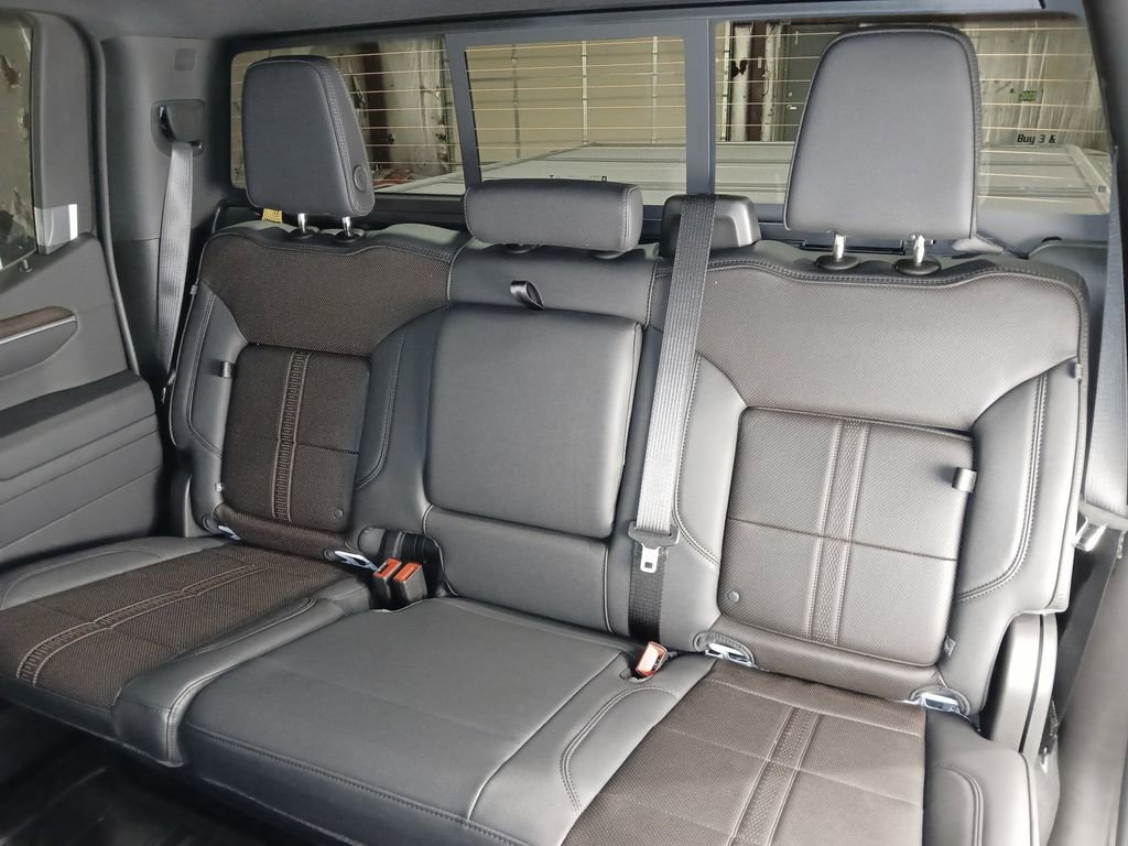 2026 Chevrolet Silverado 1500 High Country - Photo 15