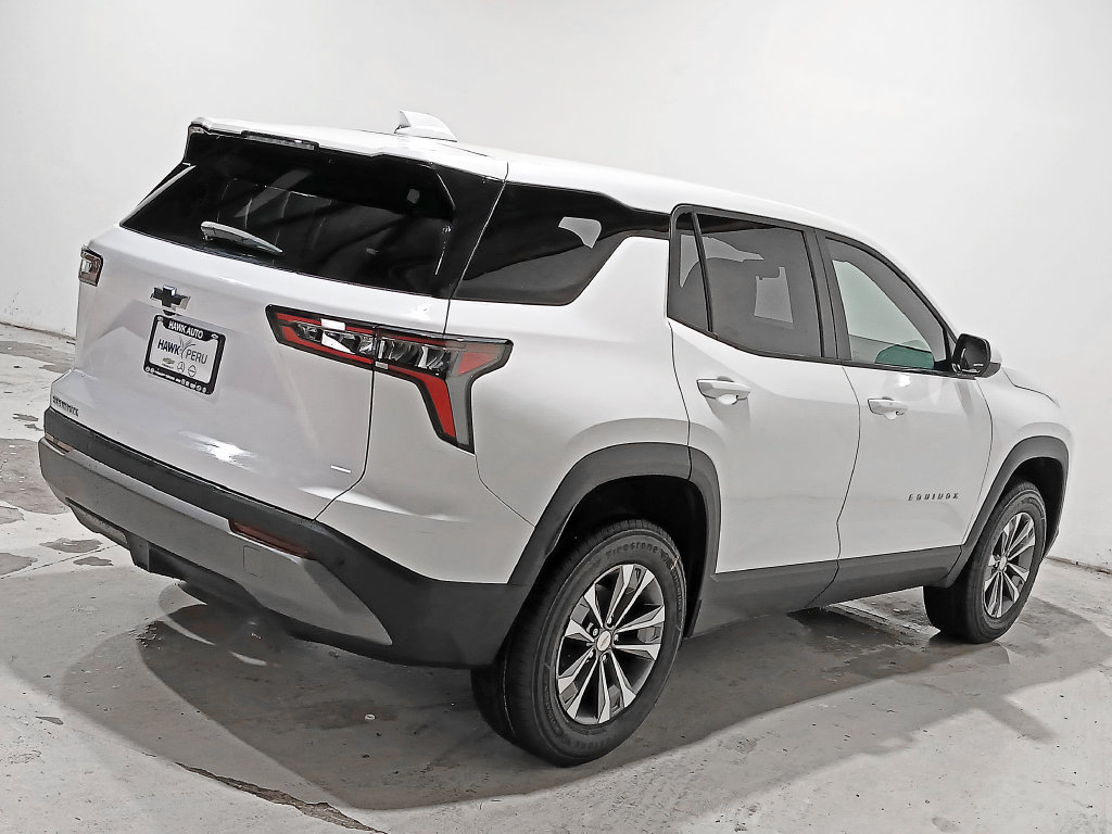 2027 Chevrolet Equinox LT - Photo 6