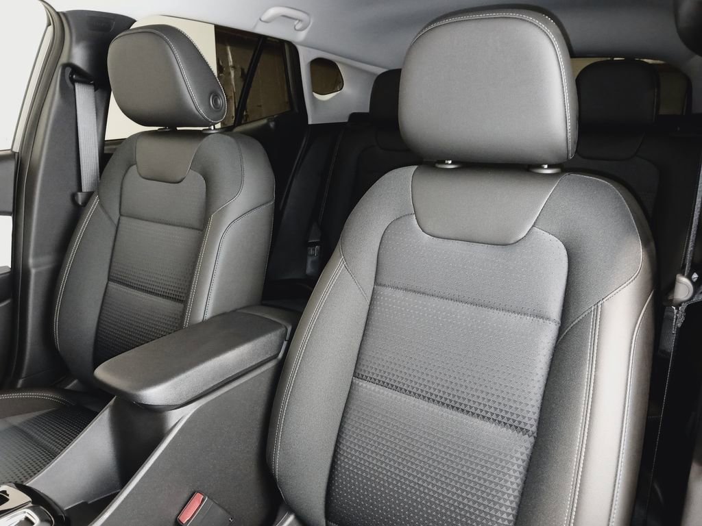 2026 Chevrolet Trax LT - Photo 11